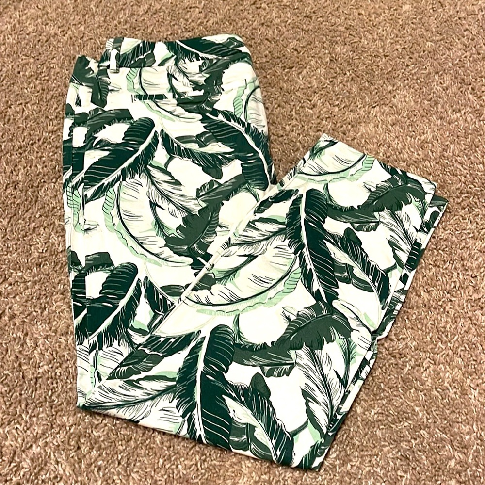 Old Navy Palm Pixie Pant